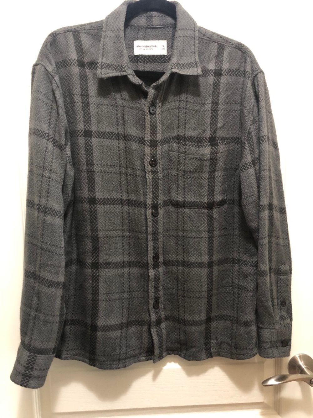 Abercrombie & Fitch Med plaid grey black cotton shirt jacket button down